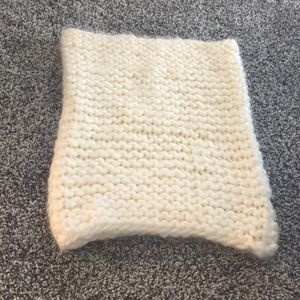 White infinity scarf